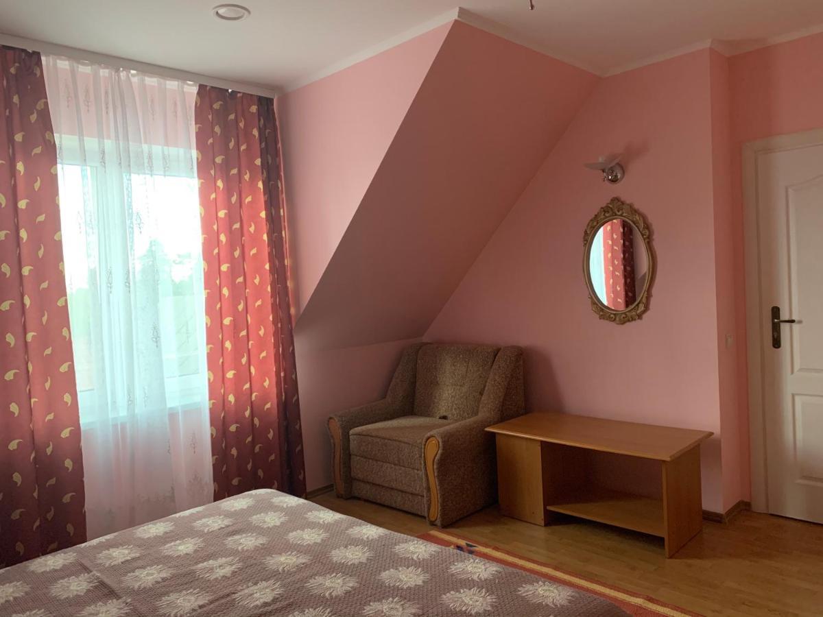 Комфортабельный Коттедж Bed & Breakfast Svityaz' Dış mekan fotoğraf