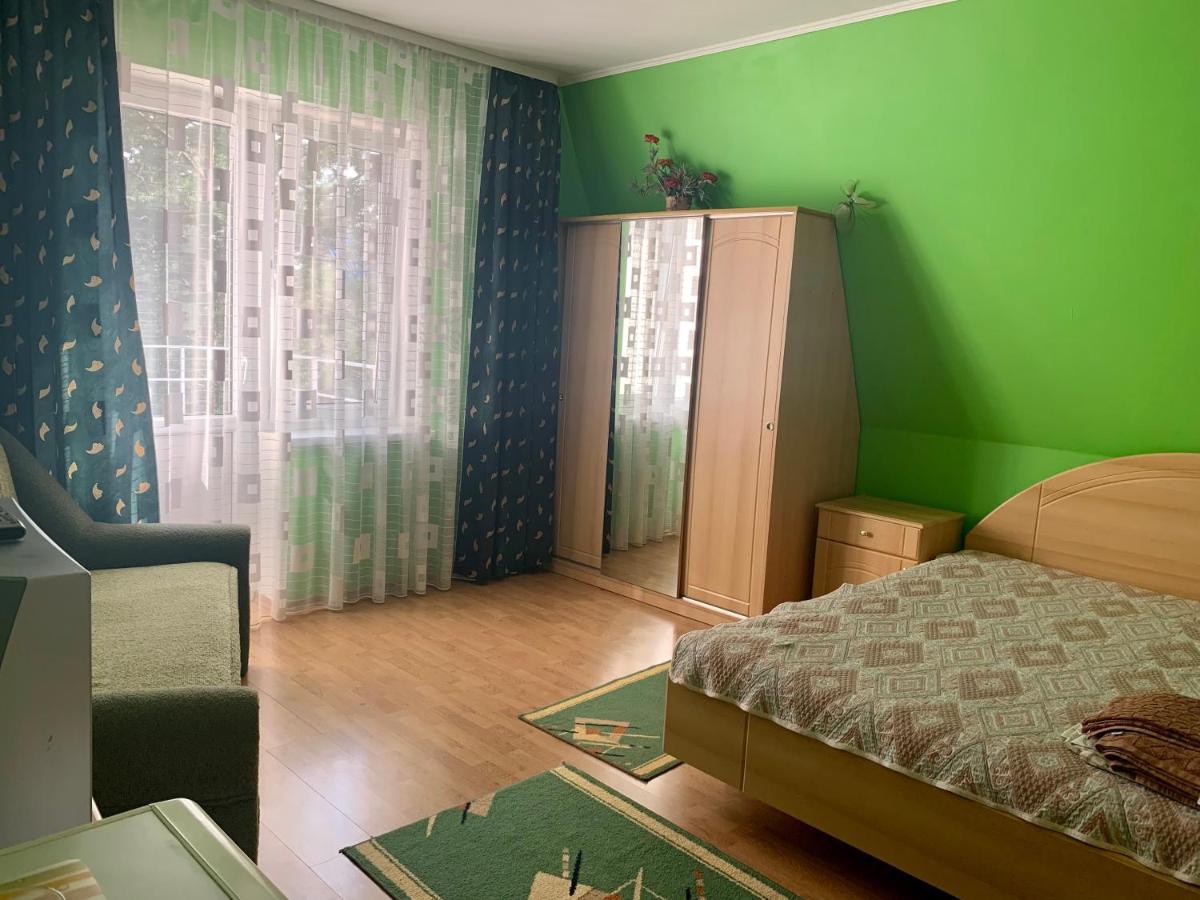 Комфортабельный Коттедж Bed & Breakfast Svityaz' Dış mekan fotoğraf